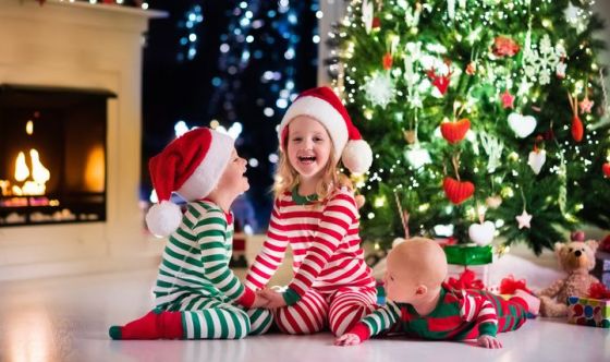 Natale Bambini.I Bimbi E Il Natale Regali Per Se Ma Anche Per Gli Altri